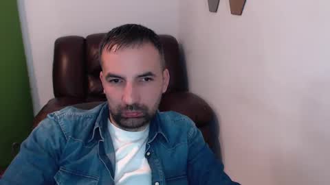 Gianni online show from March 11, 4:18 pm