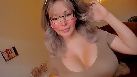 Snapshot of giftedgirl4u chatting on March 8, 3:06 am Ms. Abby - IF YOU DEMAND I DEMAND ASWELL- online show from March 8, 3:06 am