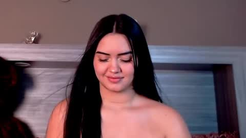 Snapshot of gigi_wilden chatting on February 27, 5:47 pm gigi wilden online show from February 27, 5:47 pm