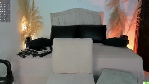 pamela online show from March 31, 2:12 am