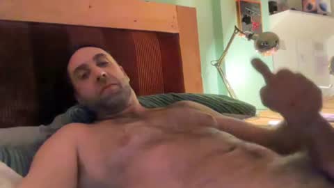 gilber10101 online show from October 30, 5:19 am