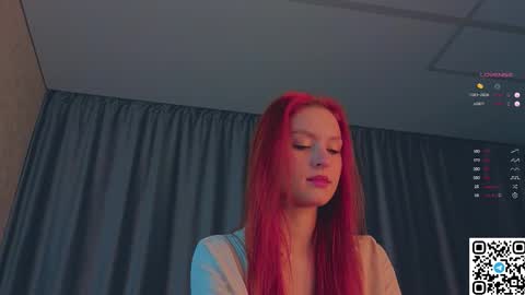 Stacy online show from October 9, 6:57 pm