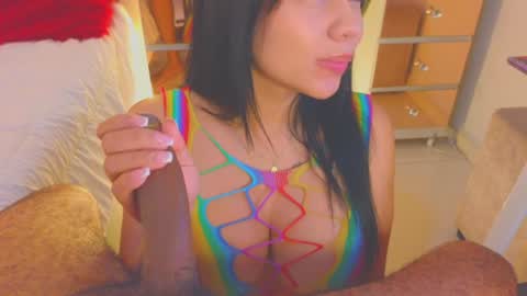 O GINA AND AKEMI    online show from January 10, 7:03 am