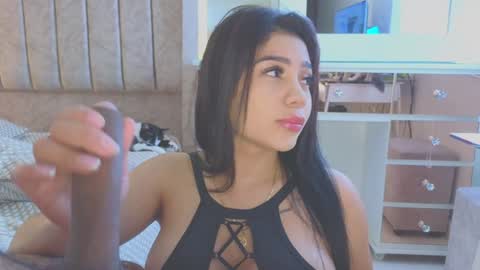 Snapshot of gina_akemi chatting on September 15, 2:40 pm O GINA AND AKEMI online show from September 15, 2:40 pm