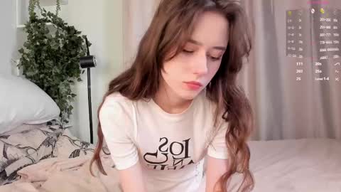 Gina online show from February 27, 8:20 pm