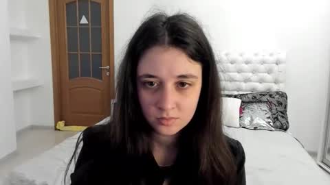 Snapshot of ginablum chatting on October 15, 9:54 am Kate online show from October 15, 9:54 am