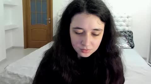 Kate online show from November 17, 9:34 am