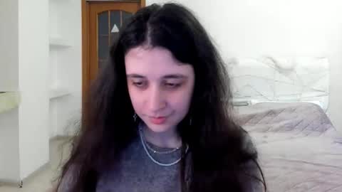 Kate online show from April 16, 8:58 am