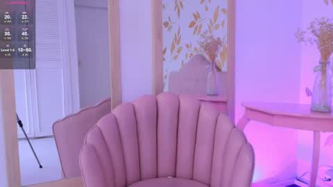 Snapshot of ginevra_esposito chatting on September 15, 12:50 pm Ginn online show from September 15, 12:50 pm