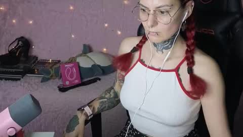 Ginger online show from September 17, 9:40 pm