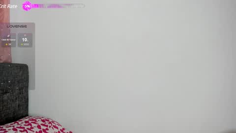 Snapshot of gingersophie_ chatting on December 12, 12:22 pm Sophie online show from December 12, 12:22 pm