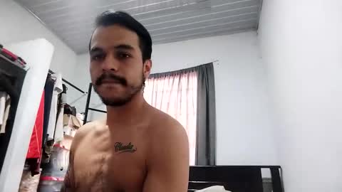 gio_lorenz online show from October 5, 5:42 pm