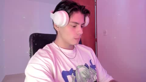 Snapshot of gio_russo chatting on September 17, 7:39 pm GioRusso online show from September 17, 7:39 pm