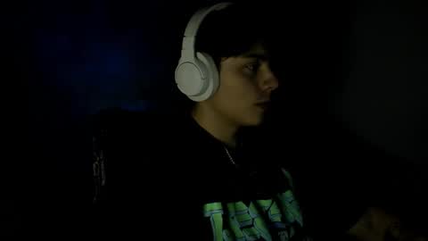 Snapshot of gio_russo chatting on September 28, 1:58 am GioRusso online show from September 28, 1:58 am