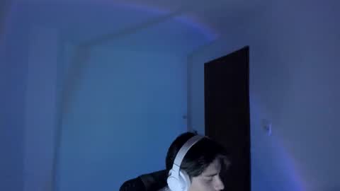 Snapshot of gio_russo chatting on October 8, 10:38 pm GioRusso online show from October 8, 10:38 pm
