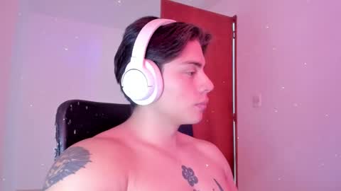 Snapshot of gio_russo chatting on September 22, 5:17 pm GioRusso online show from September 22, 5:17 pm