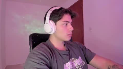 Snapshot of gio_russo chatting on September 15, 5:36 pm GioRusso online show from September 15, 5:36 pm