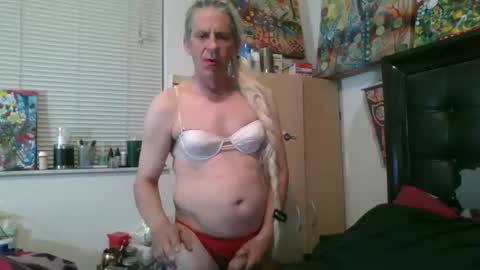 giovanna132008 online show from October 27, 2:00 am