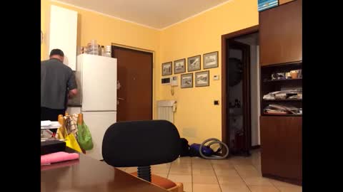 giovanni_1964 online show from April 14, 6:00 pm