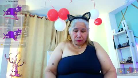 Snapshot of girl_amada chatting on September 26, 10:40 pm Girl Amada online show from September 26, 10:40 pm