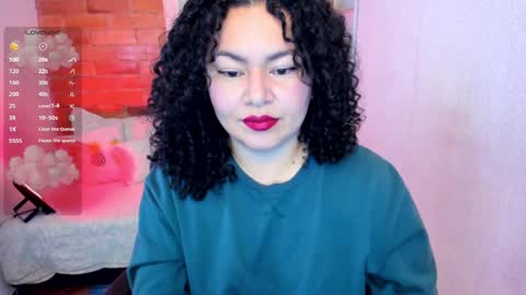 girl_inline online show from February 14, 11:42 pm