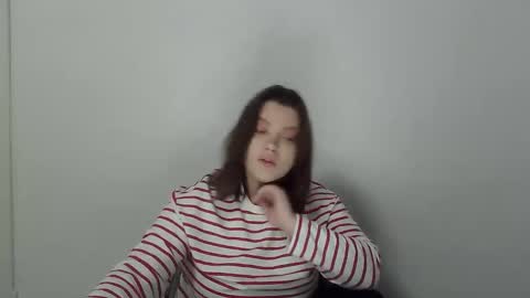 Snapshot of girl_leya chatting on October 4, 7:55 pm girl_leya online show from October 4, 7:55 pm