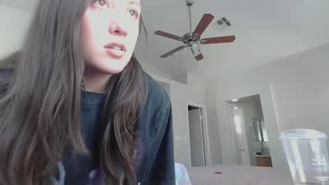 Jasmine online show from March 4, 10:05 pm