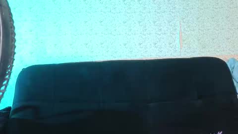 girls_of_cali11_aws online show from November 3, 7:15 pm