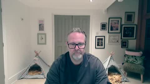 girlsandbikes online show from January 7, 11:43 pm