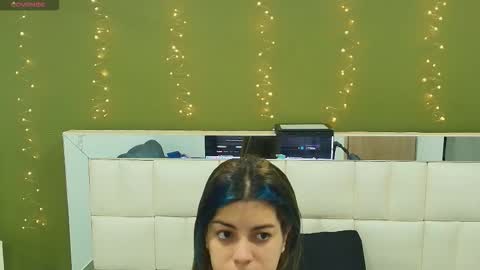 Snapshot of gisell_gomez chatting on September 24, 12:12 pm Gisell online show from September 24, 12:12 pm