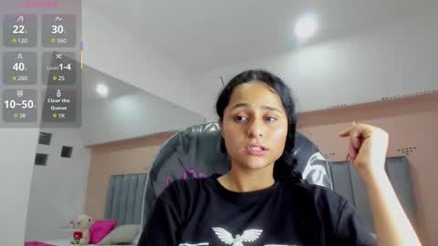 GISELLE ROLDAN online show from November 7, 4:26 am