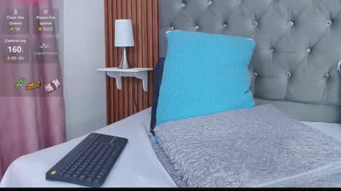 Gissell Saenz online show from October 25, 6:41 pm