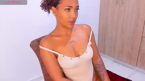 Snapshot of giuliacash chatting on October 20, 9:47 am GiuliaCash online show from October 20, 9:47 am
