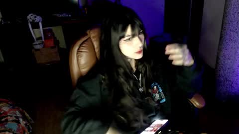 Snapshot of givenom chatting on September 27, 4:43 am dirtyvenom online show from September 27, 4:43 am