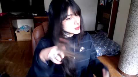Snapshot of givenom chatting on October 23, 9:04 pm dirtyvenom online show from October 23, 9:04 pm