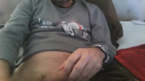 Snapshot of gjustaguym chatting on January 4, 12:16 pm gjustaguym online show from January 4, 12:16 pm