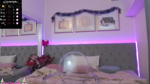       online show from December 27, 10:55 am