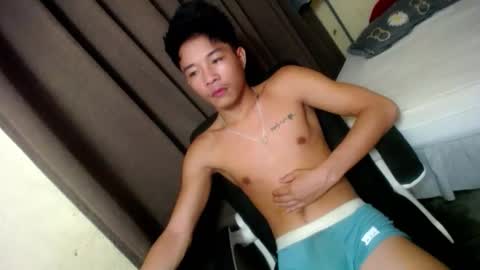 glenndou_daxs online show from October 12, 11:39 pm