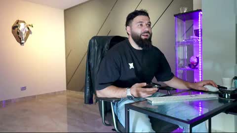 Matthew .. for short call me Matt online show from March 12, 9:55 am