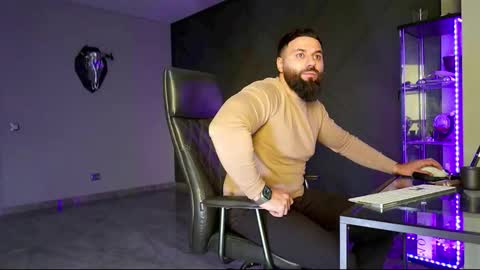 Matthew .. for short call me Matt online show from March 4, 3:26 pm