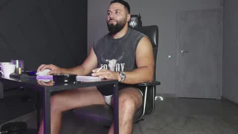 Matthew .. for short call me Matt online show from October 2, 10:19 pm