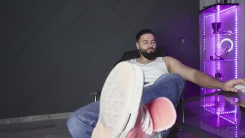 Matthew .. for short call me Matt online show from March 13, 10:35 pm