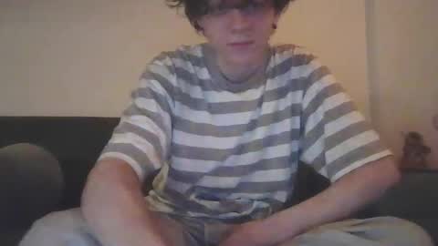 glitch online show from November 6, 2:25 am