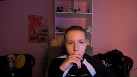 your dream  online show from September 10, 5:19 am