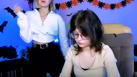 your dream  online show from October 22, 9:23 am