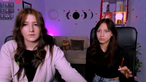 gloria_flower_ online show from February 19, 9:03 pm