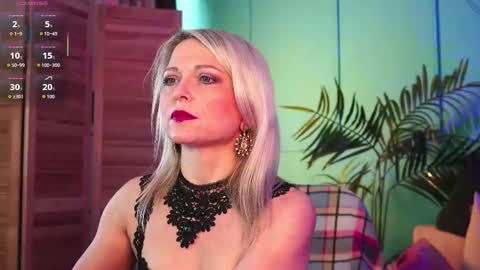 Snapshot of gloria_lovely chatting on September 11, 11:11 am Gloria online show from September 11, 11:11 am