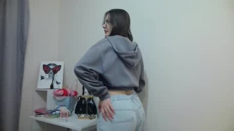 Gloria online show from February 6, 4:10 pm