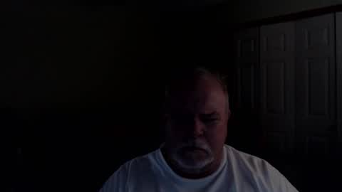 gmctruckguy online show from November 26, 5:21 pm