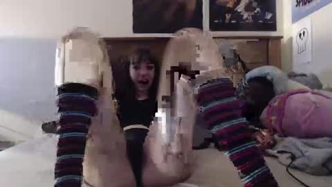 black  white online show from March 24, 1:00 am